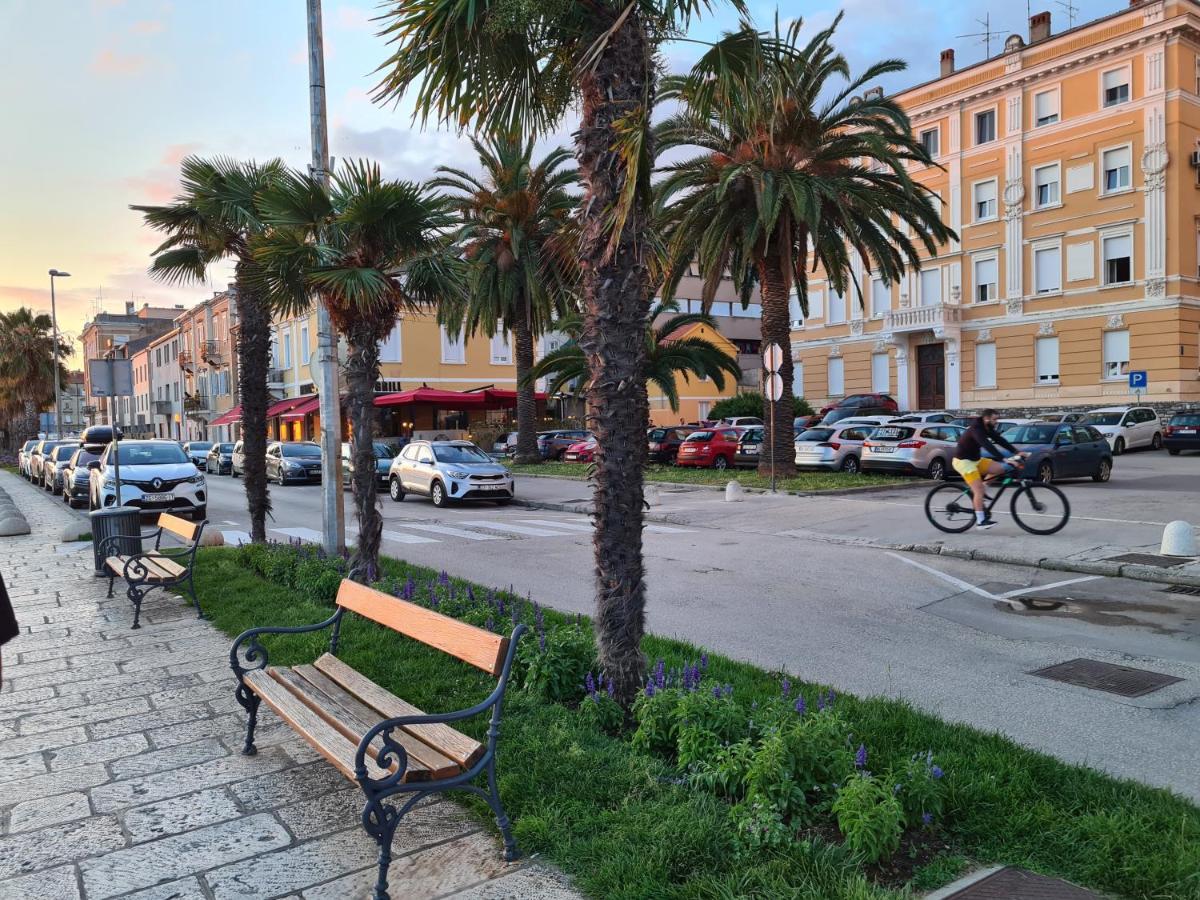 Tom'S Luxury Apartment Zadar, Branimirova Obala Exterior foto